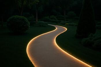 Дорожка с мягкой подсветкой по краю