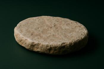 Апшерон: шаговые плиты на гравии